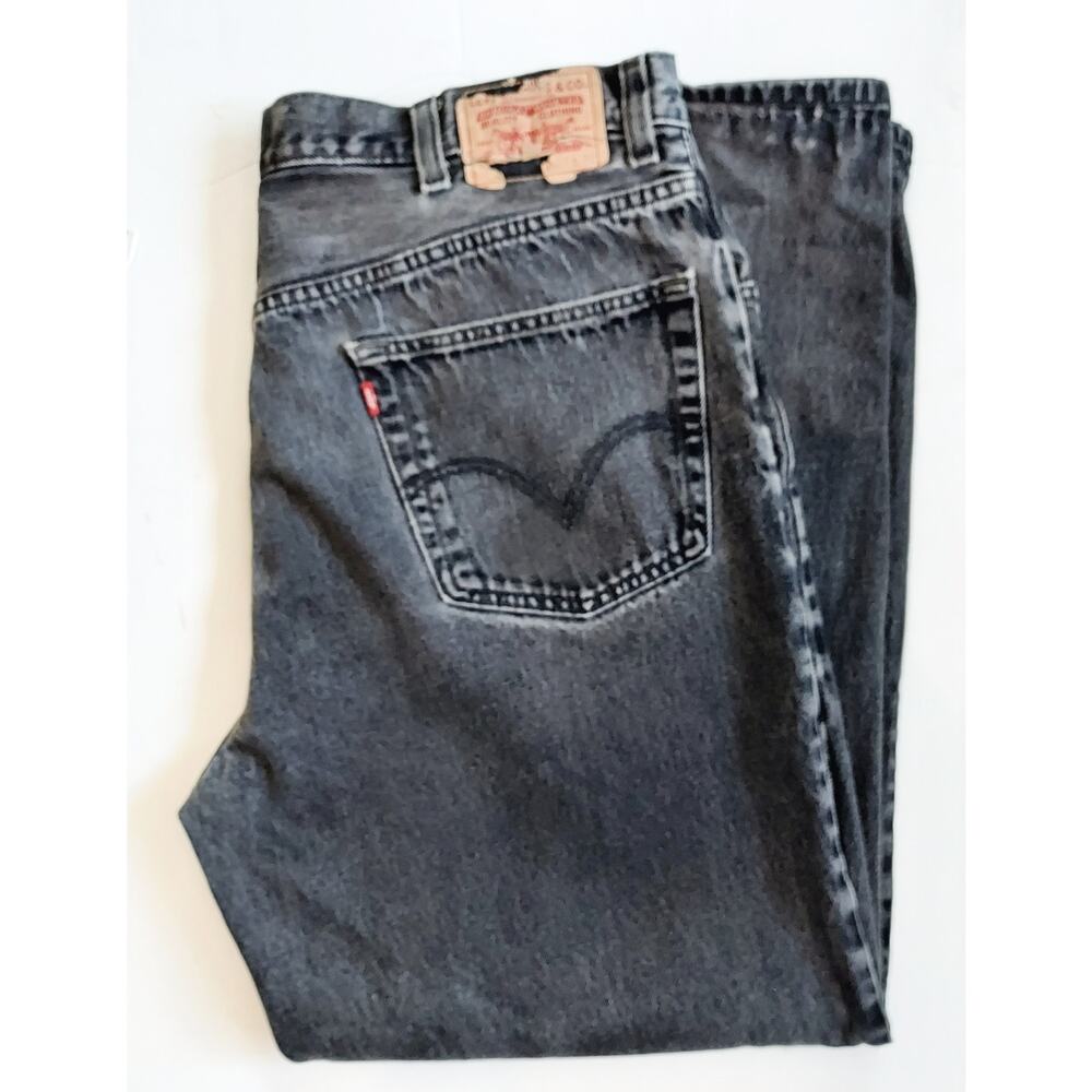 Levi's 550 Black Relaxed Fit Size 42 x 32
